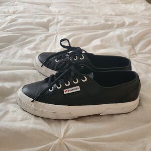 black leather low top sneakers